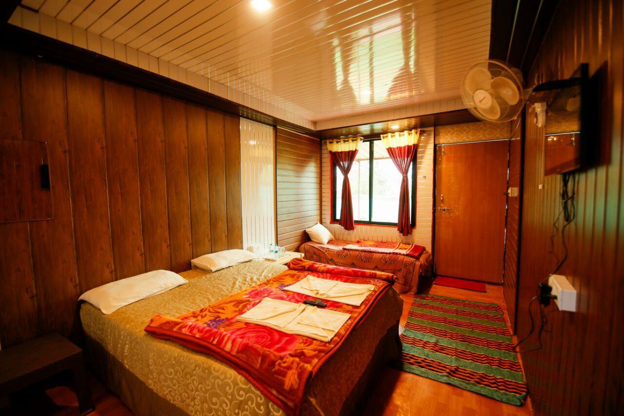 Tai Niwas Cottage Mahābaleshwar Extérieur photo